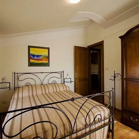 Baladur Apartments Vendégház