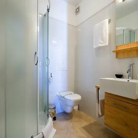 Baladur Apartments 3*