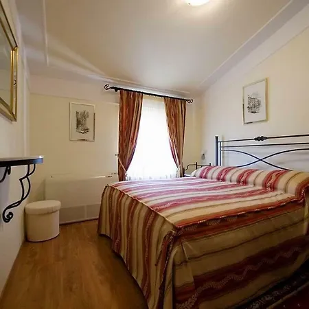 Baladur Apartments 3*